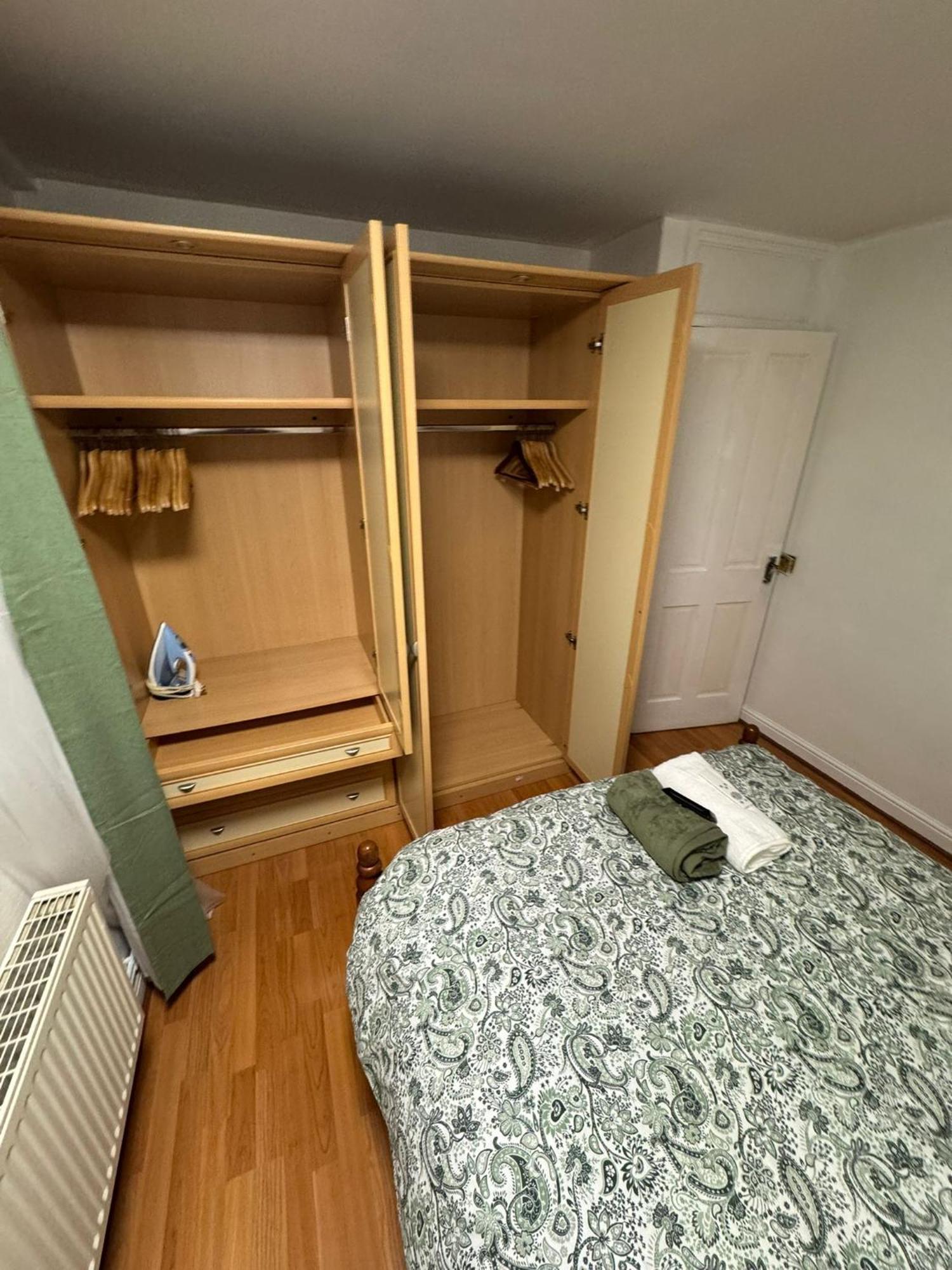Apartment Tks Modern 1bed Flat,