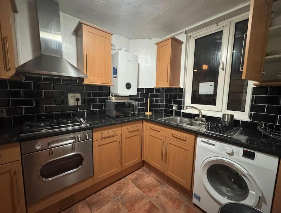 Tks Modern 1bed Flat, Apartment *